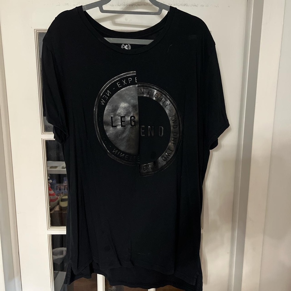 Mens Tee w/ Vegan leather embroidery